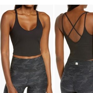 Vuori ribbed cropped tank